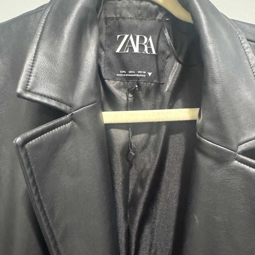 Zara Women's Black Trench Coat - Picture 3 of 7